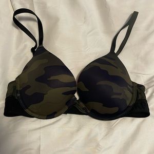 Victorias Secret Pink, Wear Everywhere Push Up Bra, 34B